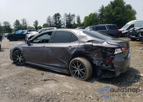 2021 Toyota Camry Se z USA, uszkodzony, nr VIN 4T1G11BK9MU028406